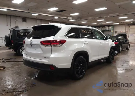 2019 Toyota Highlander Se z USA, uszkodzony, nr VIN 5TDJZRFH6KS605443
